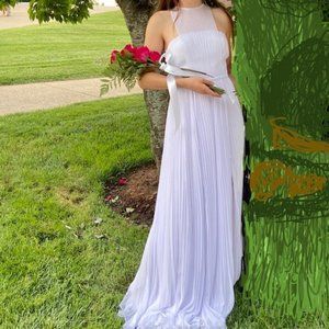 Fame and Partners White Long Formal Dress